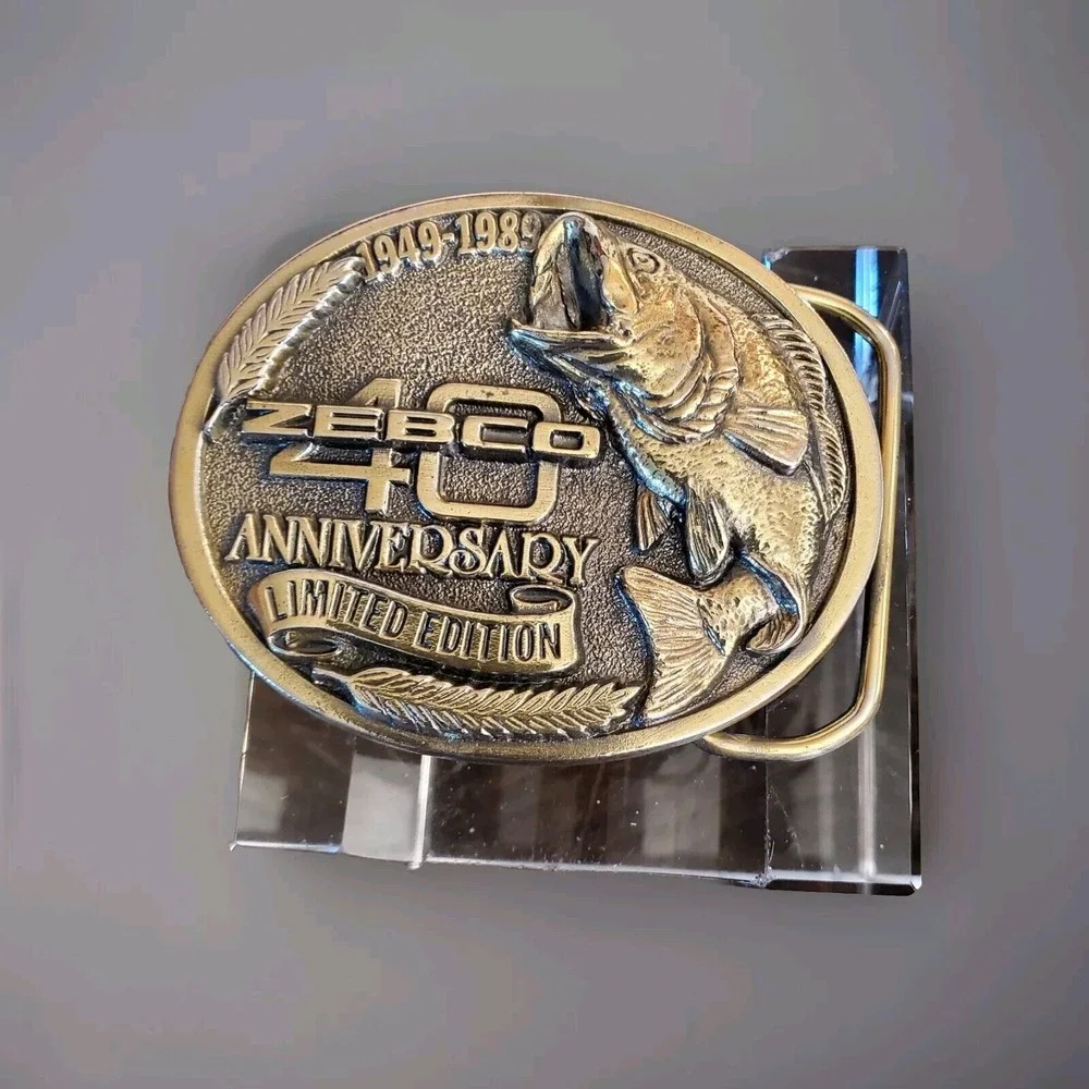 VTG Zebco 40th Anniversary Bass Fishing Belt Buckle 1949–1989 USA Limited Editio